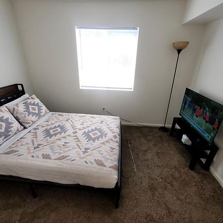 4 Bedrooms & 2.5 Bathrooms In La Los Ángeles Exterior foto