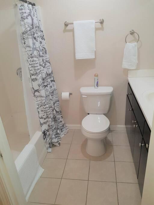 4 Bedrooms & 2.5 Bathrooms In La Los Ángeles Exterior foto