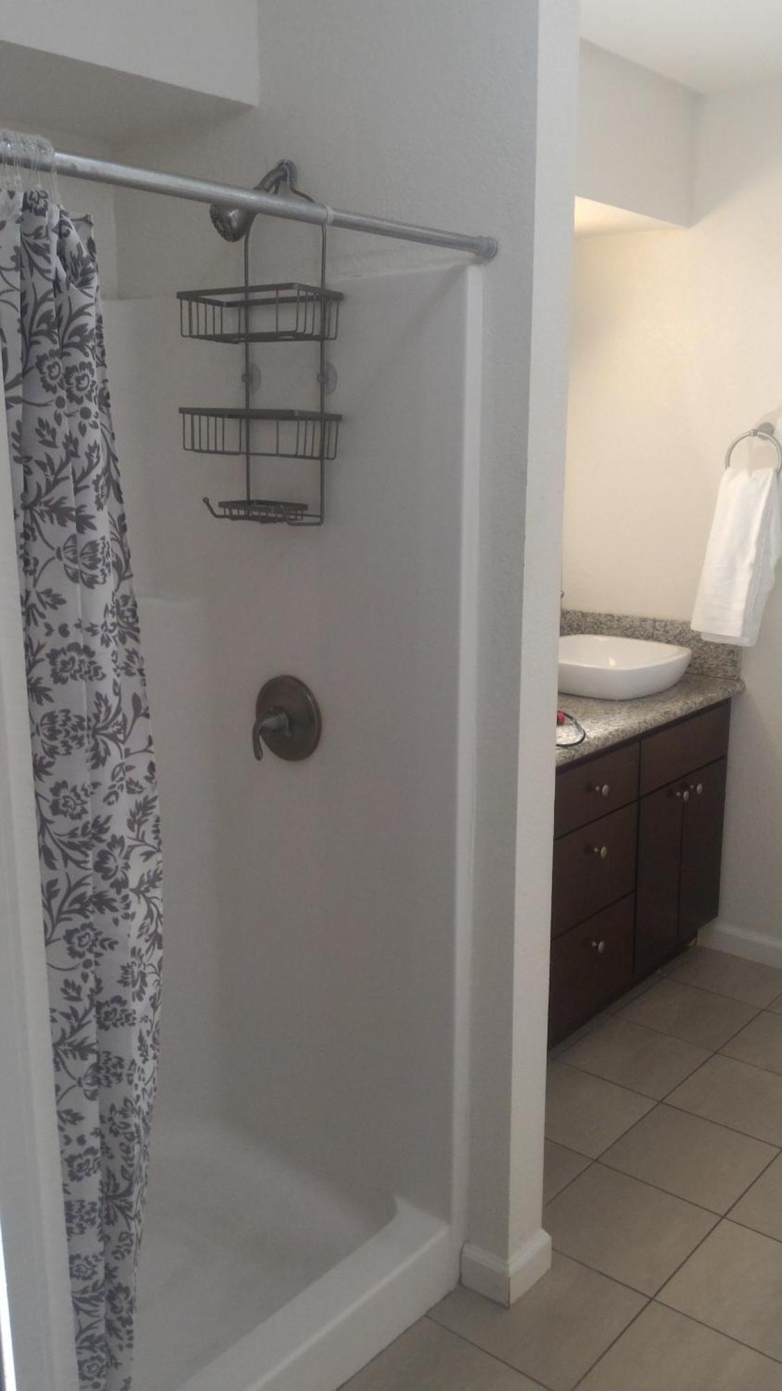 4 Bedrooms & 2.5 Bathrooms In La Los Ángeles Exterior foto